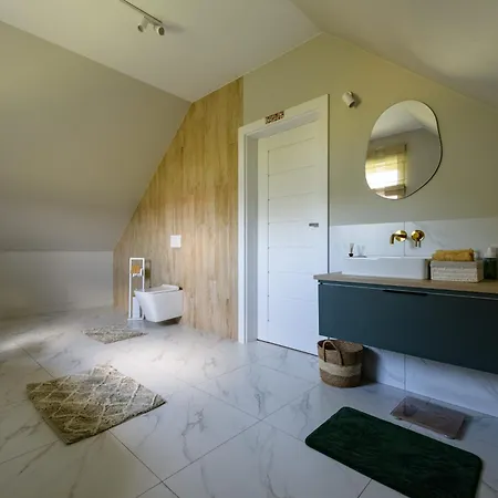 Tatil Evi Przejrzysty